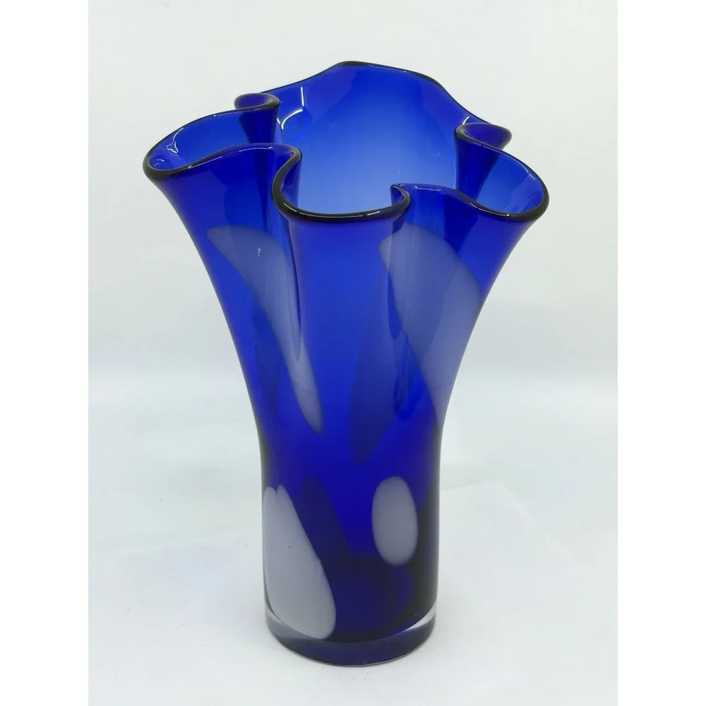 Art Glass Vase 9